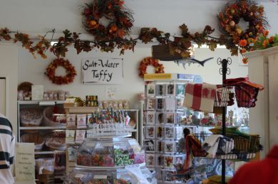 Card Shop Businesses in the UK: Celebrate Starting Your Own