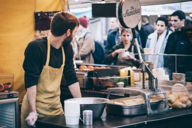 5 Advantages of Running a Food Franchise