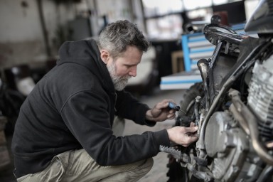 A Day in the Life: What It Takes to Run a Car Repair Franchise
